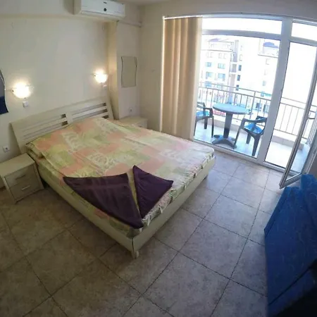 Lovely Studio Flat Kamelia Garden 1 Bulgaria דירה סאני ביץ'