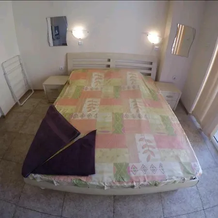Lovely Studio Flat Kamelia Garden 1 Bulgaria דירה סאני ביץ'